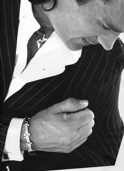 Les bijoux laissent place aux accessoires !